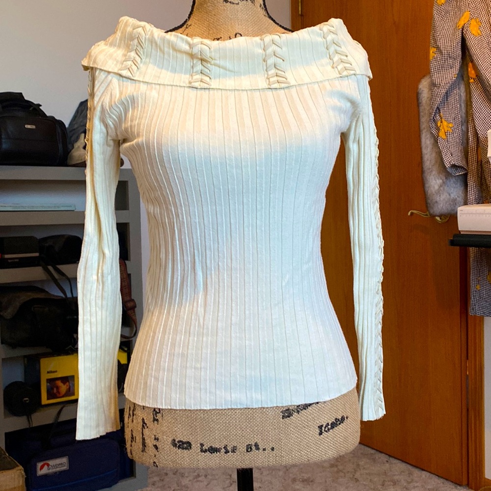 Yuka sweater with leather detail